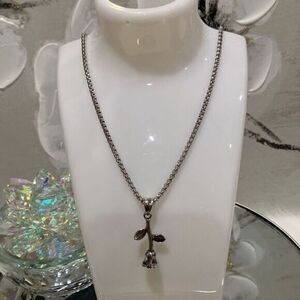 Rose Flower Pendant Necklace